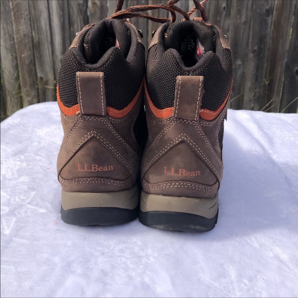 L.L Bean Snow Sneaker With Arctic Grip | Size 7.5 - Picture 5 of 7